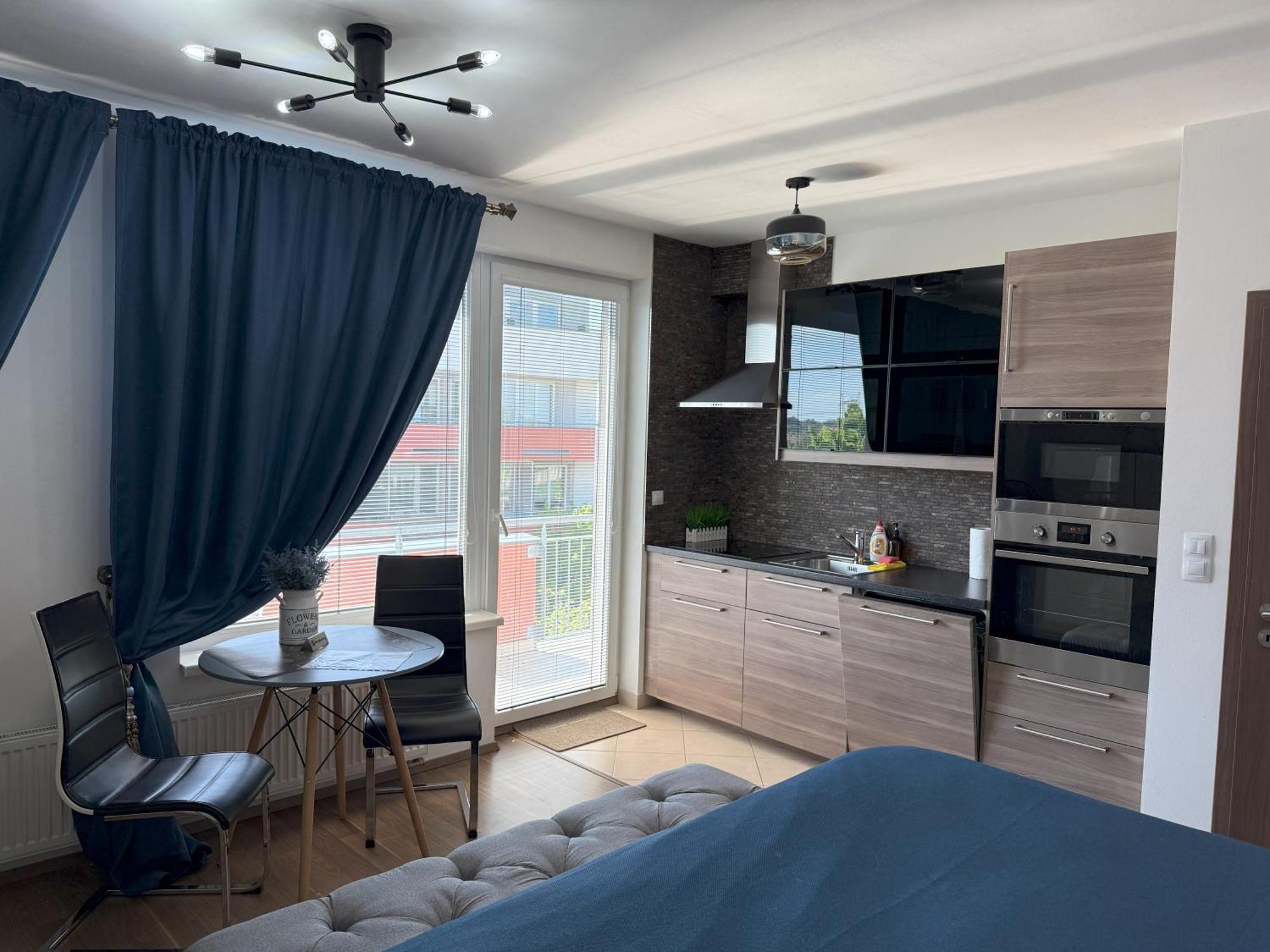 Apartment Iron Cube Praga Zewnętrze zdjęcie